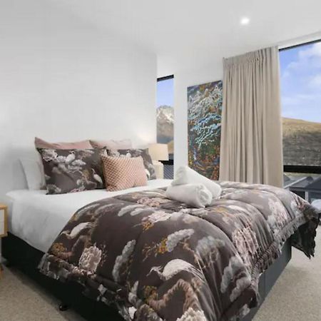 Queenstown Terrace Luaran gambar