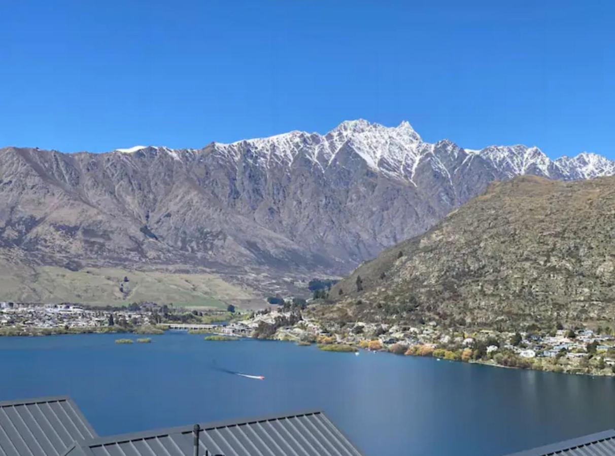 Queenstown Terrace Luaran gambar